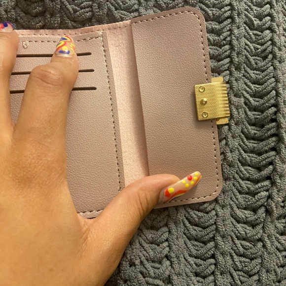 Mauve Wallet - Picture 10 of 13